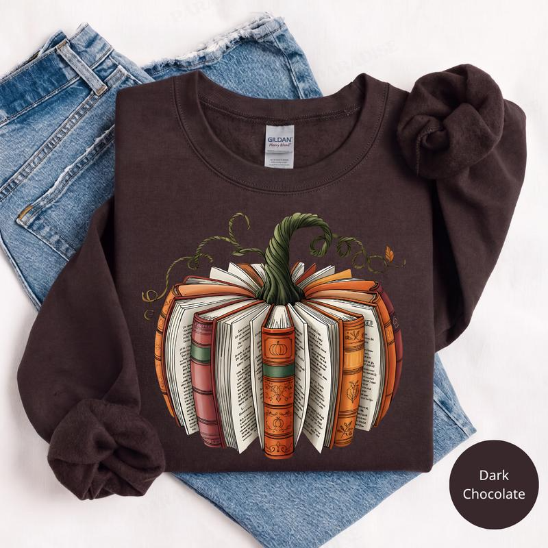 Vintage Book Pumpkin Graphic Crewneck Top for Fall Reading Days