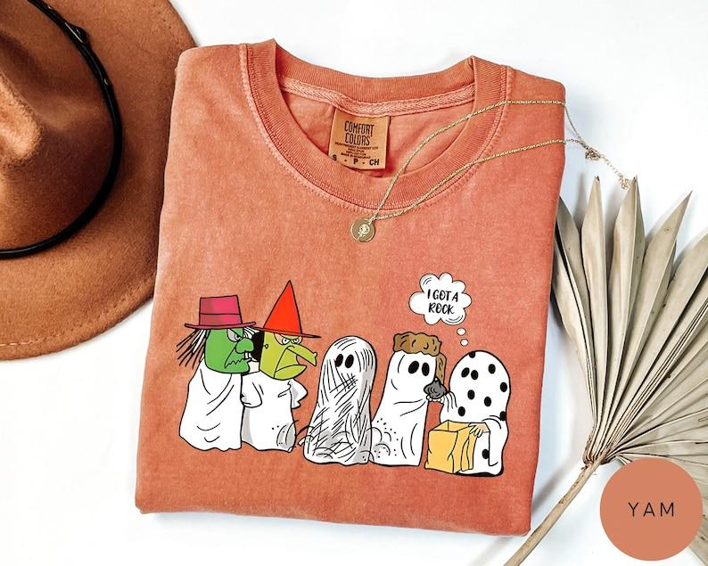 I Got a Rock Halloween Cartoon Ghost and Witch Graphic T-Shirt