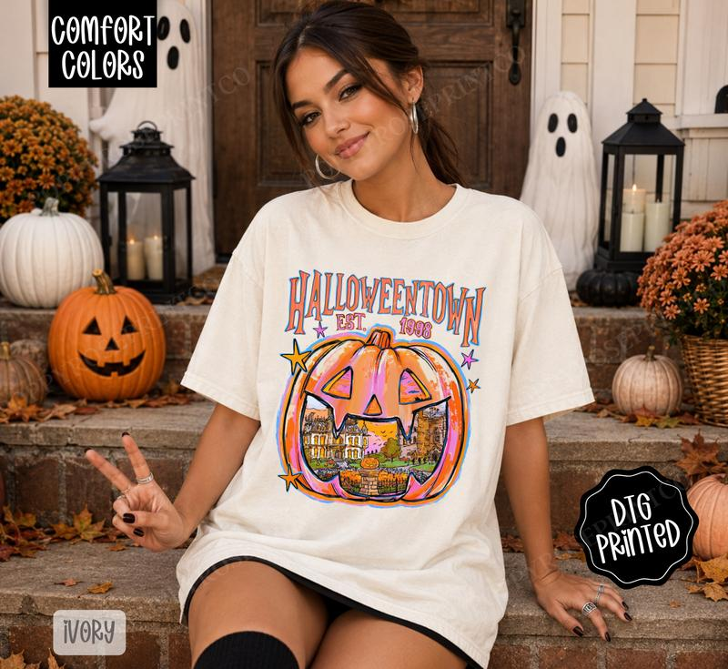 Retro Halloween Town Jack-O'-Lantern Scenic Graphic T-Shirt