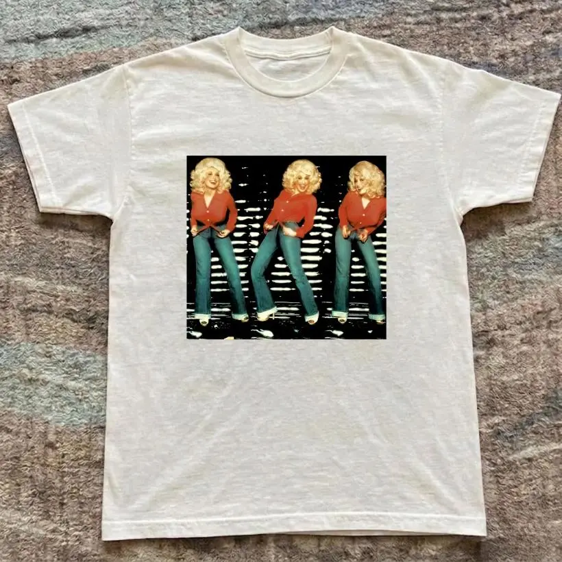 Vintage-Inspired Triple Blonde Performer Portrait Graphic T-Shirt