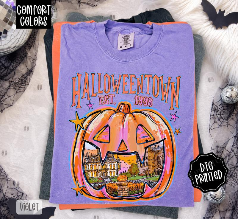 Retro Halloween Town Jack-O'-Lantern Scenic Graphic T-Shirt