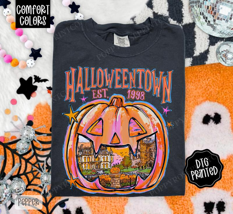 Retro Halloween Town Jack-O'-Lantern Scenic Graphic T-Shirt